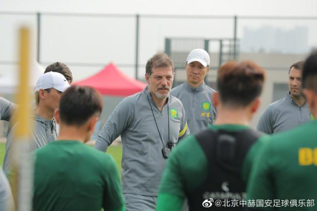 京媒:巴坎布比埃拉将回国 傲骨和费尔南多仍等待