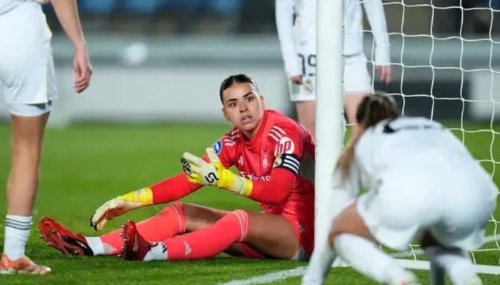 开云-西记者称巴萨皇马女足德比令人尴尬，建议取消项目|巴塞罗那|戈麦斯|联赛|马里奥-戈麦斯|安德烈-戈麦斯_新浪体育_新浪新闻